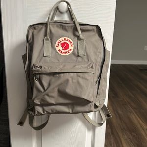 Fjallraven Kanken Grey backpack